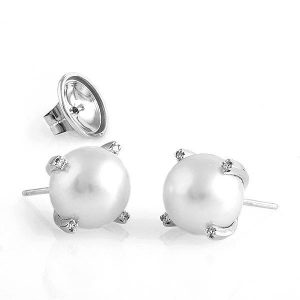 Cultured Pearl Earrings 4 diamond claws