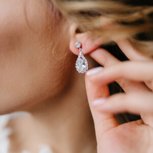 bride dresses wedding decoration, crystal earrings