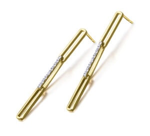 Pendientes largos hebilla en oro amarillo con diamantes, elegantes y sofisticados.